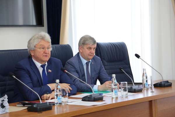 Финансирование воронежского дорожного хозяйства составило менее половины от запланированного Финансирование воронежского дорожного хозяйства составило менее половины от запланированного