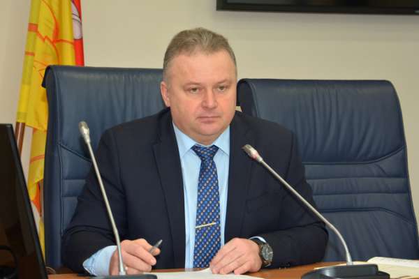 Воронежский «профессор транспортной безопасности» сбил на дороге ребенка Воронежский «профессор транспортной безопасности» сбил на дороге ребенка