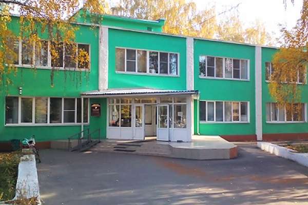 Двух переболевших коронавирусом воронежцев выписали из больницы Двух переболевших коронавирусом воронежцев выписали из больницы