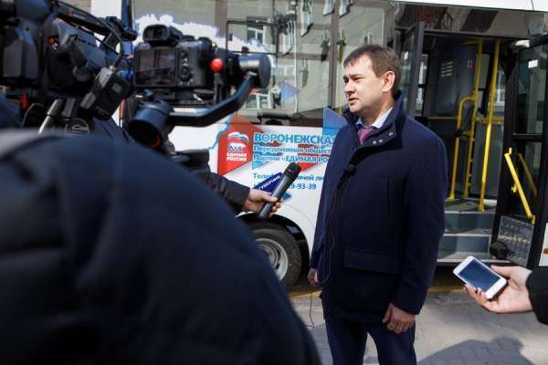 В Воронеже общественник обвинил ЕР в «дешевом пиаре» на волонтерах В Воронеже общественник обвинил ЕР в «дешевом пиаре» на волонтерах