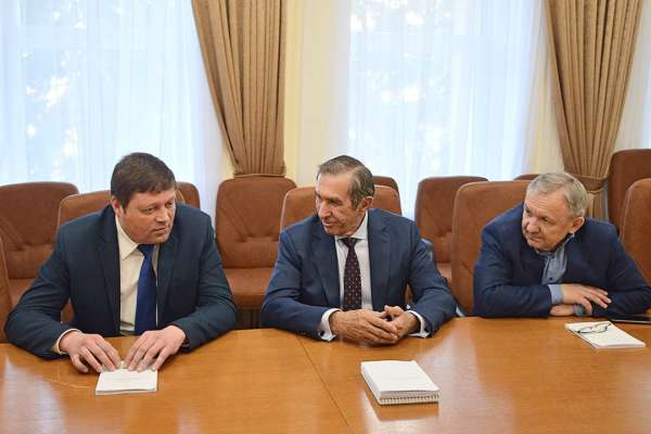 Владимир Свиридов: «Дополнительные полномочия воронежской жилинспекции помогут людям» Владимир Свиридов: «Дополнительные полномочия воронежской жилинспекции помогут людям»