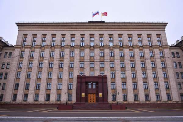 Первую рабочую неделю воронежский губернатор начал с кадровой чистки Первую рабочую неделю воронежский губернатор начал с кадровой чистки