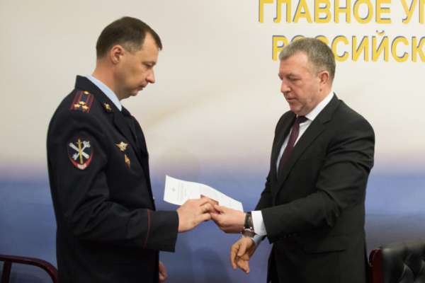 Полковник Владимир Ушаков стал новым начштаба полиции Воронежской области Полковник Владимир Ушаков стал новым начштаба полиции Воронежской области
