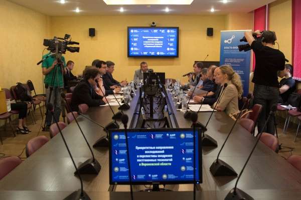 Воронежские эксперты назвали ключевые направления борьбы с онкозаболеваниями Воронежские эксперты назвали ключевые направления борьбы с онкозаболеваниями