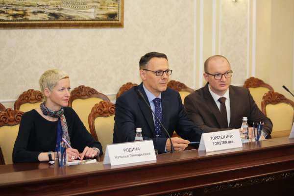 Представитель посольства ФРГ поделится с Воронежем опытом по защите горожан Представитель посольства ФРГ поделится с Воронежем опытом по защите горожан