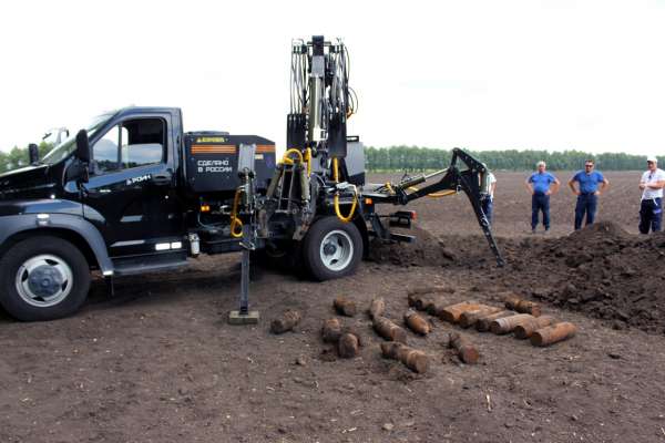 Воронежский робот разминировал участок в Острогожском районе Воронежский робот разминировал участок в Острогожском районе