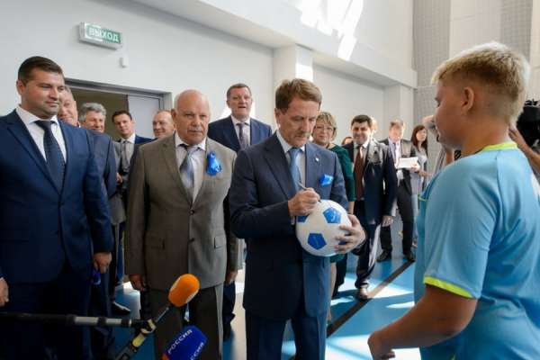 Воронежский губернатор предложил президенту вкладываться в физкультуру Воронежский губернатор предложил президенту вкладываться в физкультуру
