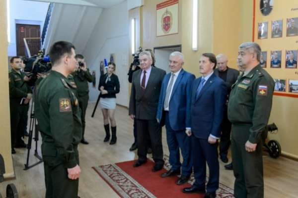 Воронежское правительство озаботилось комплектованием воинских частей Воронежское правительство озаботилось комплектованием воинских частей