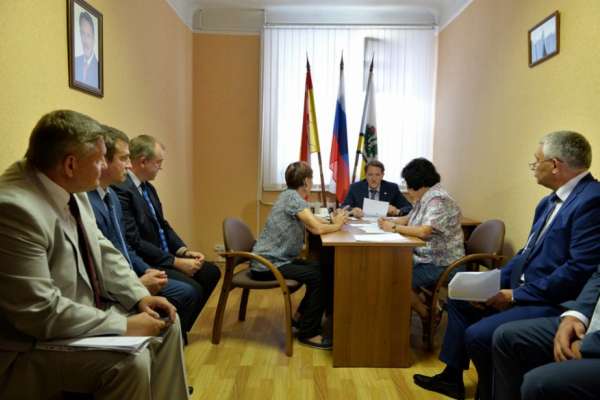 Воронежский губернатор пообещал не закрывать Репьевскую райбольницу Воронежский губернатор пообещал не закрывать Репьевскую райбольницу