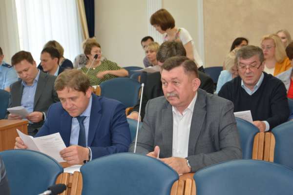В воронежском бюджете нашлись средства на школы и детские сады В воронежском бюджете нашлись средства на школы и детские сады