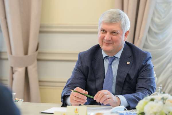 Интернет-газета «Время Воронежа» поздравляет губернатора Воронежской области с днем рождения Интернет-газета «Время Воронежа» поздравляет губернатора Воронежской области с днем рождения