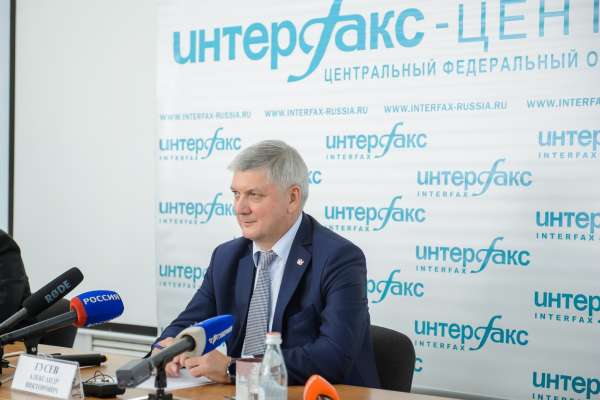 Губернатор намерен лучше слышать сигналы о проблемах воронежцев Губернатор намерен лучше слышать сигналы о проблемах воронежцев