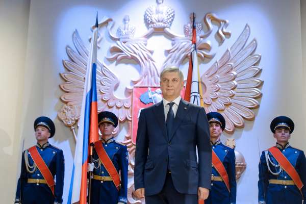 Александр Гусев вступил в должность губернатора Воронежской области Александр Гусев вступил в должность губернатора Воронежской области