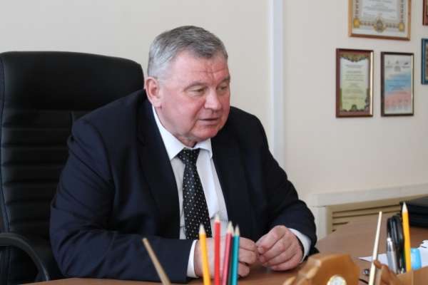 Владимир Верзилин: «Я всегда был уверен: человека с оружием втягивать в политику нельзя» Владимир Верзилин: «Я всегда был уверен: человека с оружием втягивать в политику нельзя»