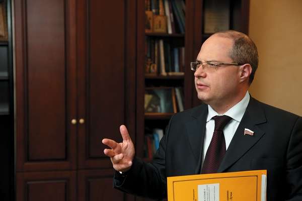 Воронежский депутат Госдумы: «В России формируется агрессивное подполье» Воронежский депутат Госдумы: «В России формируется агрессивное подполье»