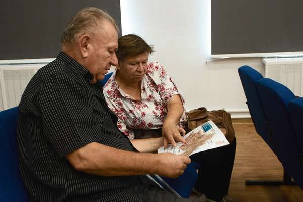 Представители «Агроэко» провели встречу с жителями села Осетровка Представители «Агроэко» провели встречу с жителями села Осетровка