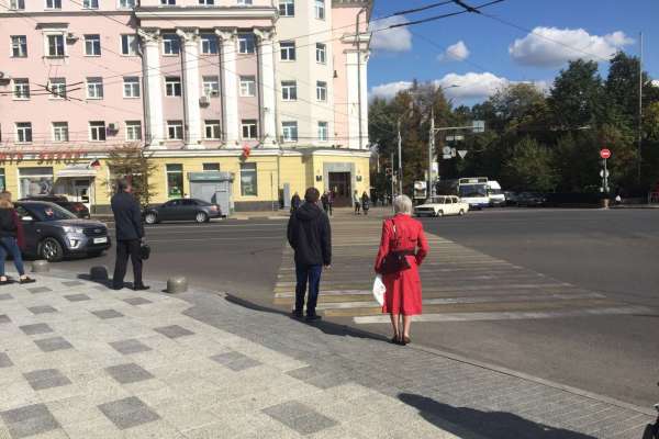 Обустройство воронежских тротуаров обойдется в 24,4 млн рублей Обустройство воронежских тротуаров обойдется в 24,4 млн рублей