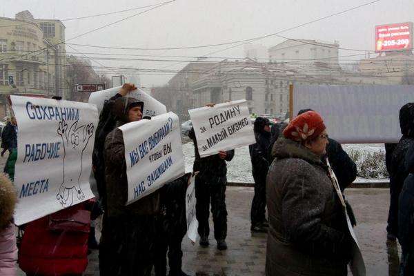 Воронежские коммунисты потребовали отставки Антиликаторова и Медведева Воронежские коммунисты потребовали отставки Антиликаторова и Медведева