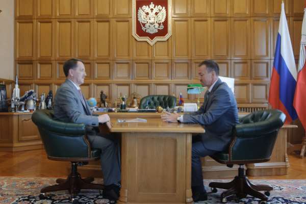 Юрий Матузов рассчитывает на ещё один срок в качестве главы Бутурлиновского района Юрий Матузов рассчитывает на ещё один срок в качестве главы Бутурлиновского района