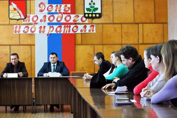 В воронежском молодежном избиркоме не оказалось ни одного единоросса В воронежском молодежном избиркоме не оказалось ни одного единоросса