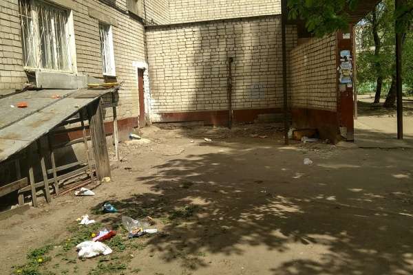 Брошенный воронежской УК «Стройтрест 2П» дом пережил коммунальную аварию Брошенный воронежской УК «Стройтрест 2П» дом пережил коммунальную аварию