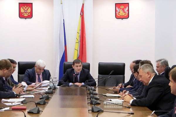 Спикер Воронежской облдумы покоряет СМИ Спикер Воронежской облдумы покоряет СМИ