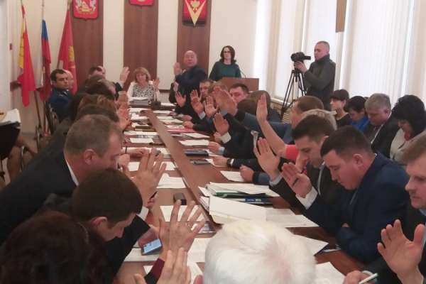 В «восточной столице» Воронежской области власть трижды перешла из рук в руки В «восточной столице» Воронежской области власть трижды перешла из рук в руки