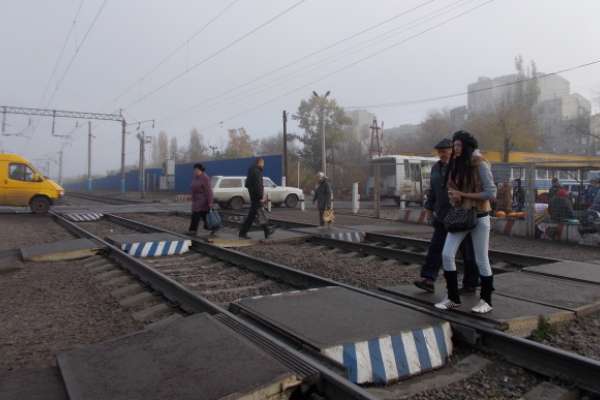 Воронежцев оставят без железнодорожных переездов Воронежцев оставят без железнодорожных переездов