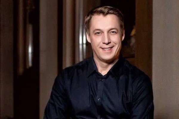 Новым директором Воронежского концертного зала стал Юрий Смышников Новым директором Воронежского концертного зала стал Юрий Смышников