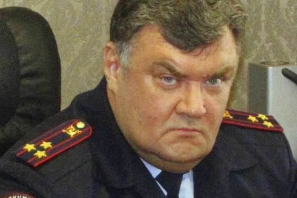 Президент продлил срок службы воронежского полицейского Президент продлил срок службы воронежского полицейского