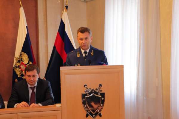 Прокуратура нашла причину непобедимости мздоимства в низкой квалификации полиции Прокуратура нашла причину непобедимости мздоимства в низкой квалификации полиции