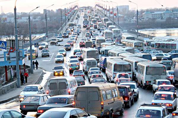 Воронежские депутаты озаботились борьбой с автомобильными пробками Воронежские депутаты озаботились борьбой с автомобильными пробками
