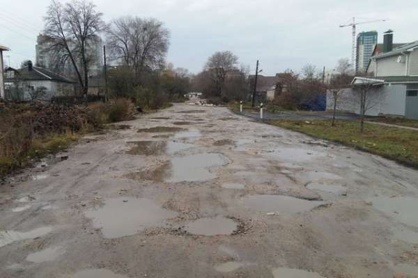 Воронежская улица попала в рейтинг с самыми плохими дорогами Воронежская улица попала в рейтинг с самыми плохими дорогами