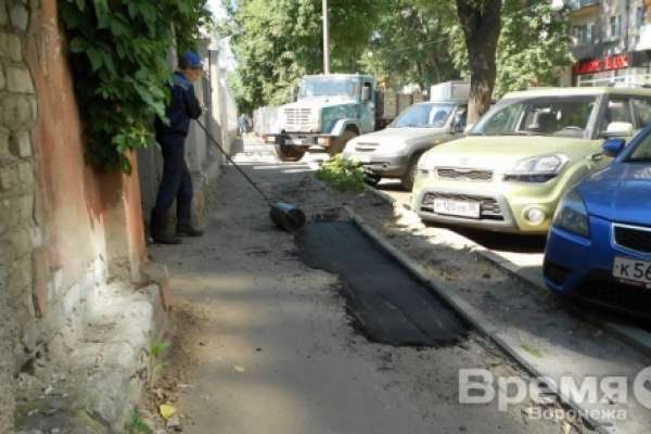 Отставки в воронежской мэрии связаны с долгами перед подрядчиками Отставки в воронежской мэрии связаны с долгами перед подрядчиками