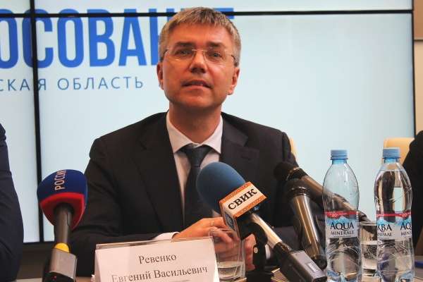 Евгений Ревенко в Воронеже: «Самое тяжелое потрясение, я испытал, когда узнал о гибели Игоря Корнелюка и Антона Волошина» Евгений Ревенко в Воронеже: «Самое тяжелое потрясение, я испытал, когда узнал о гибели Игоря Корнелюка и Антона Волошина»