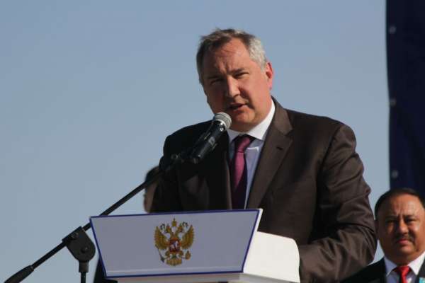 Вице-премьер подогнал Воронежскому мехзаводу заказы на 700 млн рублей Вице-премьер подогнал Воронежскому мехзаводу заказы на 700 млн рублей