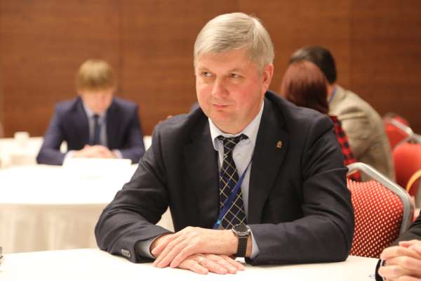 Александр Гусев стал кандидатом в губернаторы Воронежской области от «Единой России» Александр Гусев стал кандидатом в губернаторы Воронежской области от «Единой России»