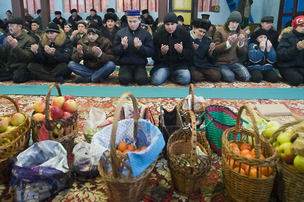 Воронежские мусульмане начали праздновать Курбан-байрам Воронежские мусульмане начали праздновать Курбан-байрам