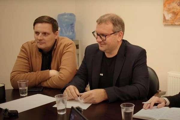 Пешеходный проспект Революции – «за» и «против» Пешеходный проспект Революции – «за» и «против»