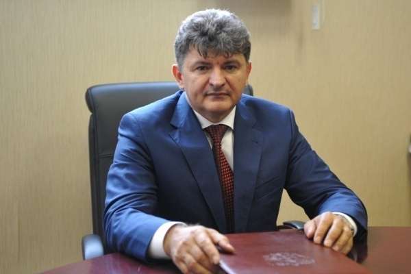 Главу воронежского облсуда попросили о справедливости Главу воронежского облсуда попросили о справедливости
