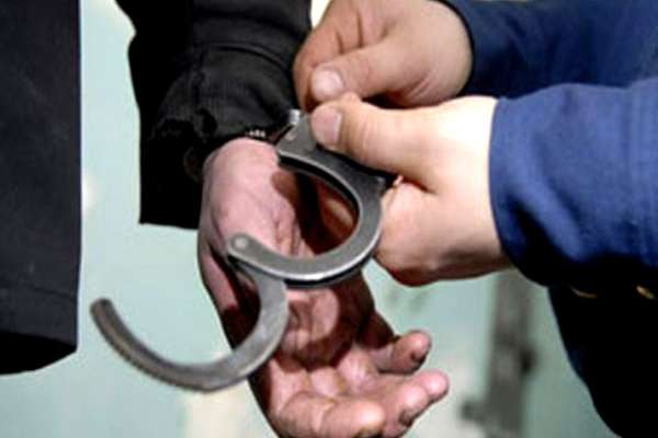 Суд не отпустил воронежского бизнесмена, похитившего деньги футболиста Суд не отпустил воронежского бизнесмена, похитившего деньги футболиста