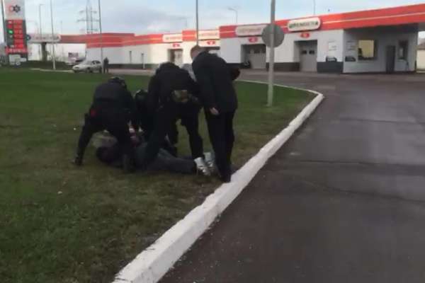 В Северном районе Воронежа прикрыли бордели в восьми квартирах В Северном районе Воронежа прикрыли бордели в восьми квартирах