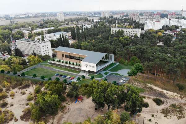 В Воронеже для стройки спорткомплекса у «Алых парусов» вырубят 87 деревьев В Воронеже для стройки спорткомплекса у «Алых парусов» вырубят 87 деревьев