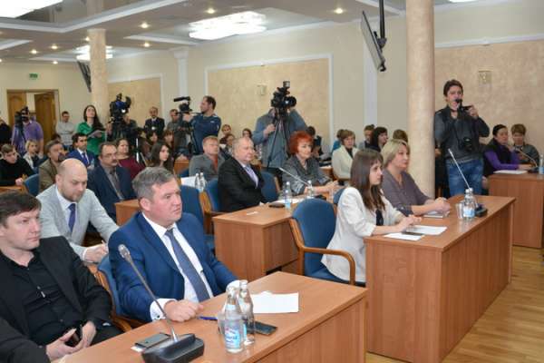 Воронежская гордума все-таки будет отменять прямые выборы мэра Воронежская гордума все-таки будет отменять прямые выборы мэра