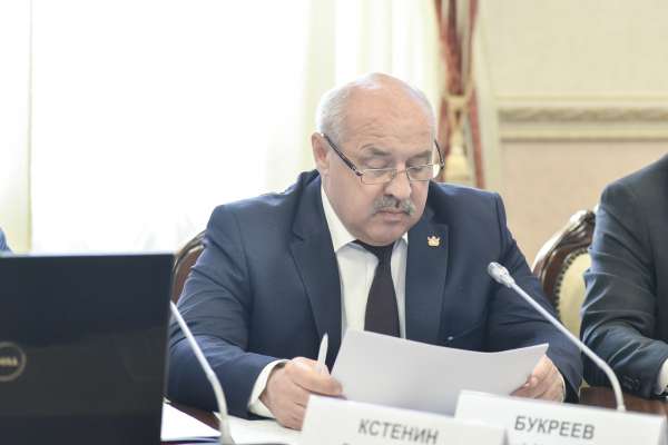 Анатолий Букреев официально покинул пост руководителя ДЭР Воронежской области Анатолий Букреев официально покинул пост руководителя ДЭР Воронежской области