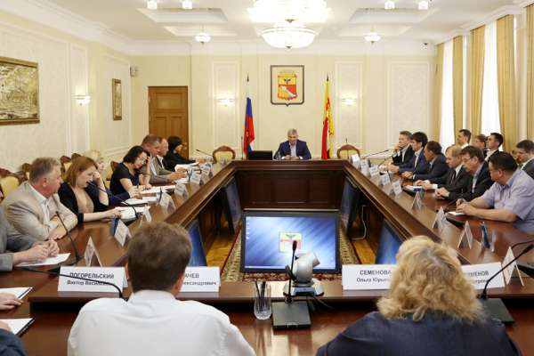 Воронежская мэрия обещает вдвое облегчить жизнь застройщикам Воронежская мэрия обещает вдвое облегчить жизнь застройщикам