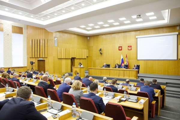Воронежская областная Дума в первом чтении приняла новый Устав региона Воронежская областная Дума в первом чтении приняла новый Устав региона