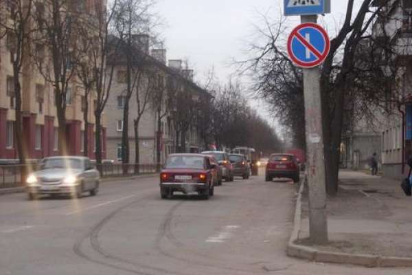 Воронежским инвалидам разрешат стоять под запрещающим знаком Воронежским инвалидам разрешат стоять под запрещающим знаком