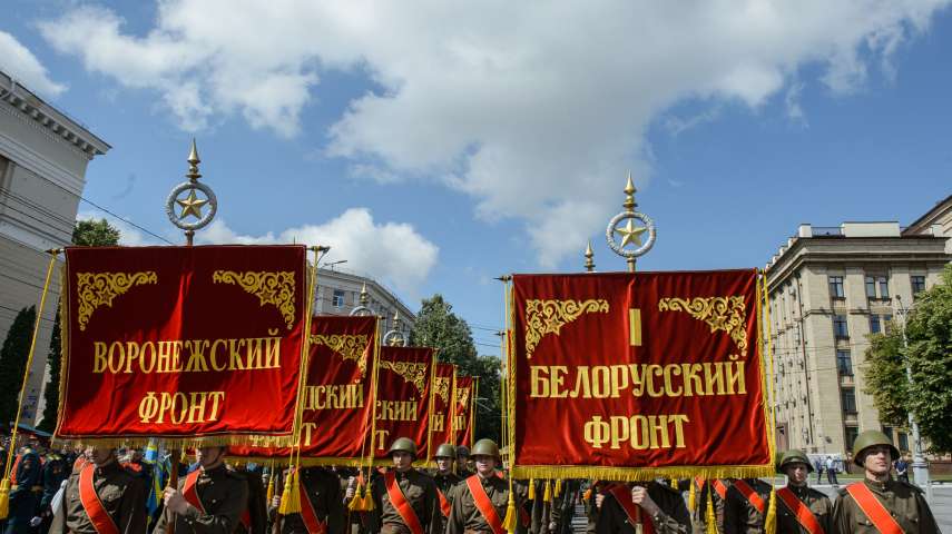 В Воронеже прошел парад Победы