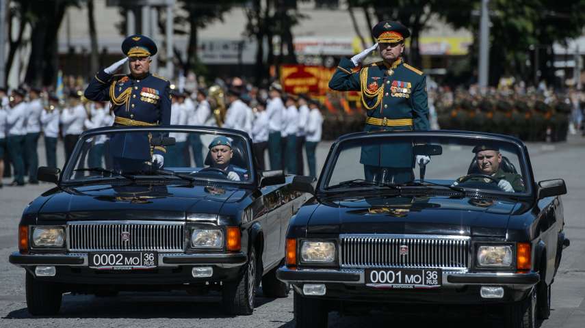 В Воронеже прошел парад Победы